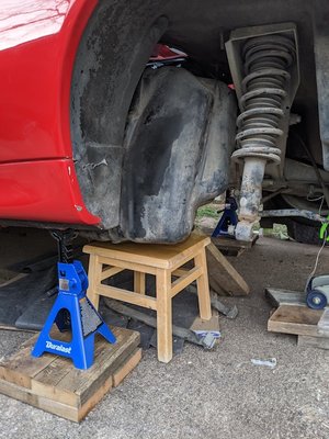 stool support fuel tank.jpg