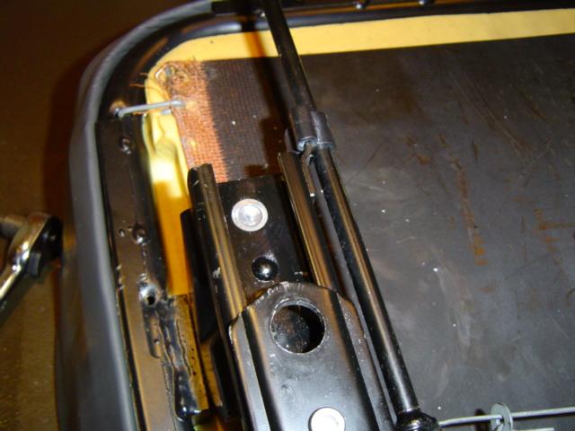 002 Front mount, Rivit head removed.jpg